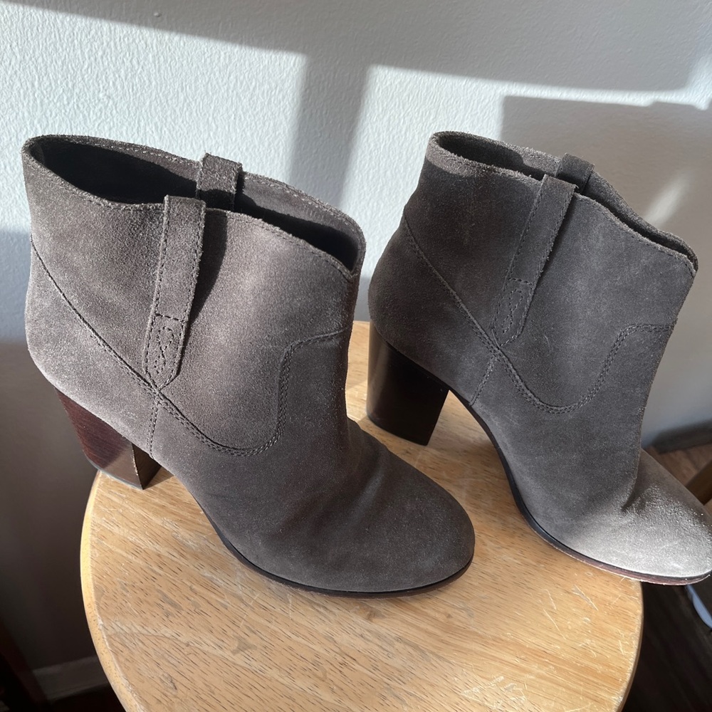 Frye Myra booties gray suede- size 9